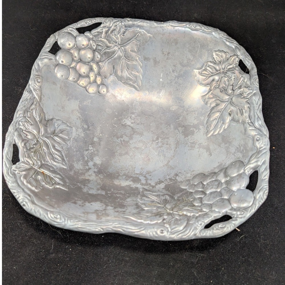 Arthur‎ Court Grape Leaf Aluminum Serving Bowl Square 10 inch Vintage 2001